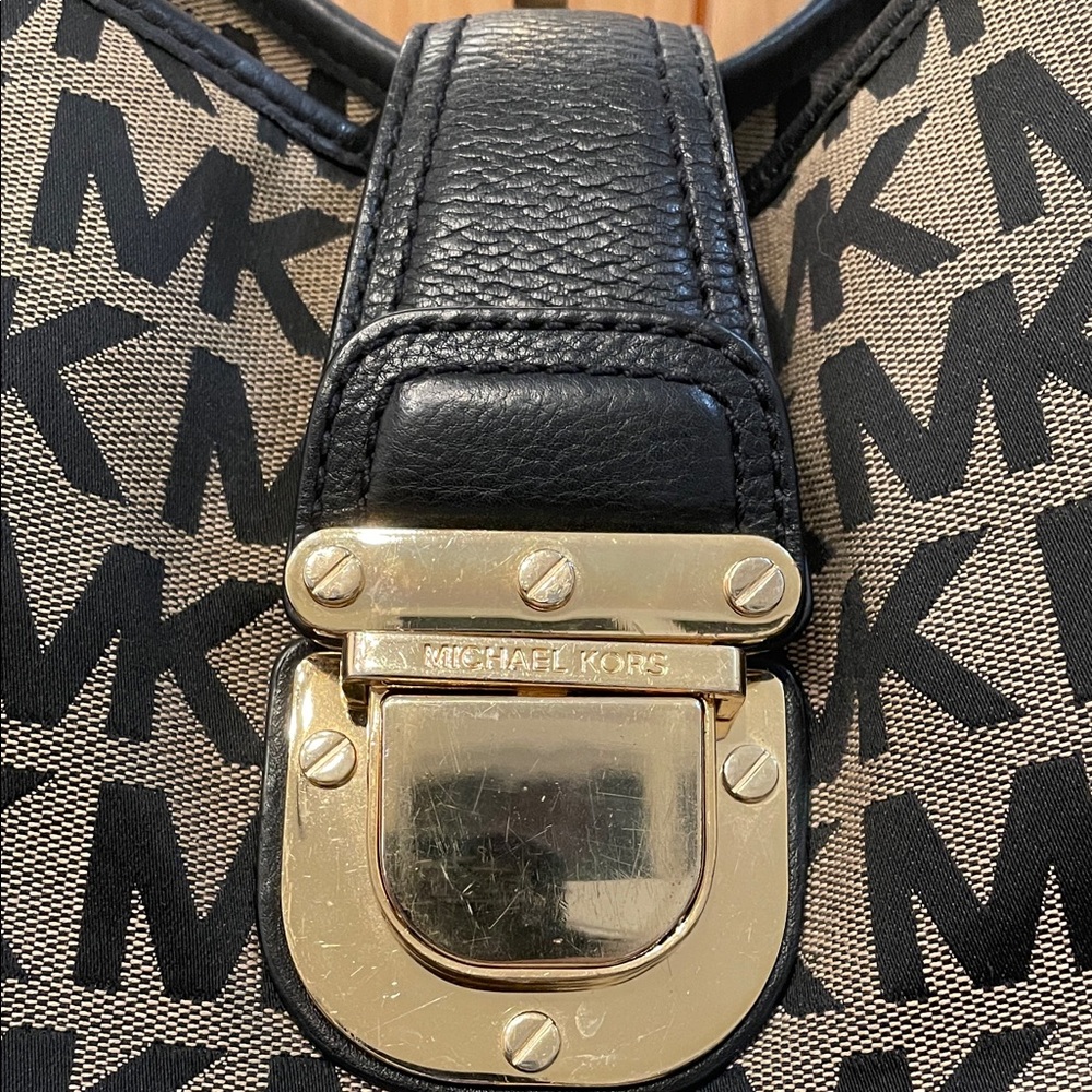 💜Michael Kors Black and Brown Logo Tote - Picture 2 of 12